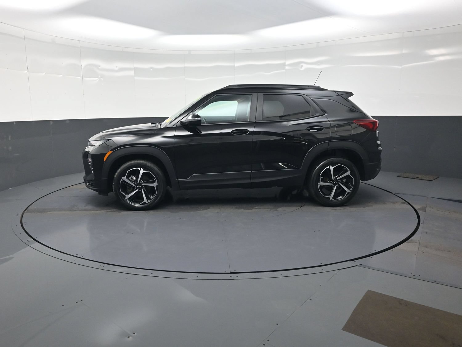 Used 2023 Chevrolet TrailBlazer RS AWD/4WD image 6