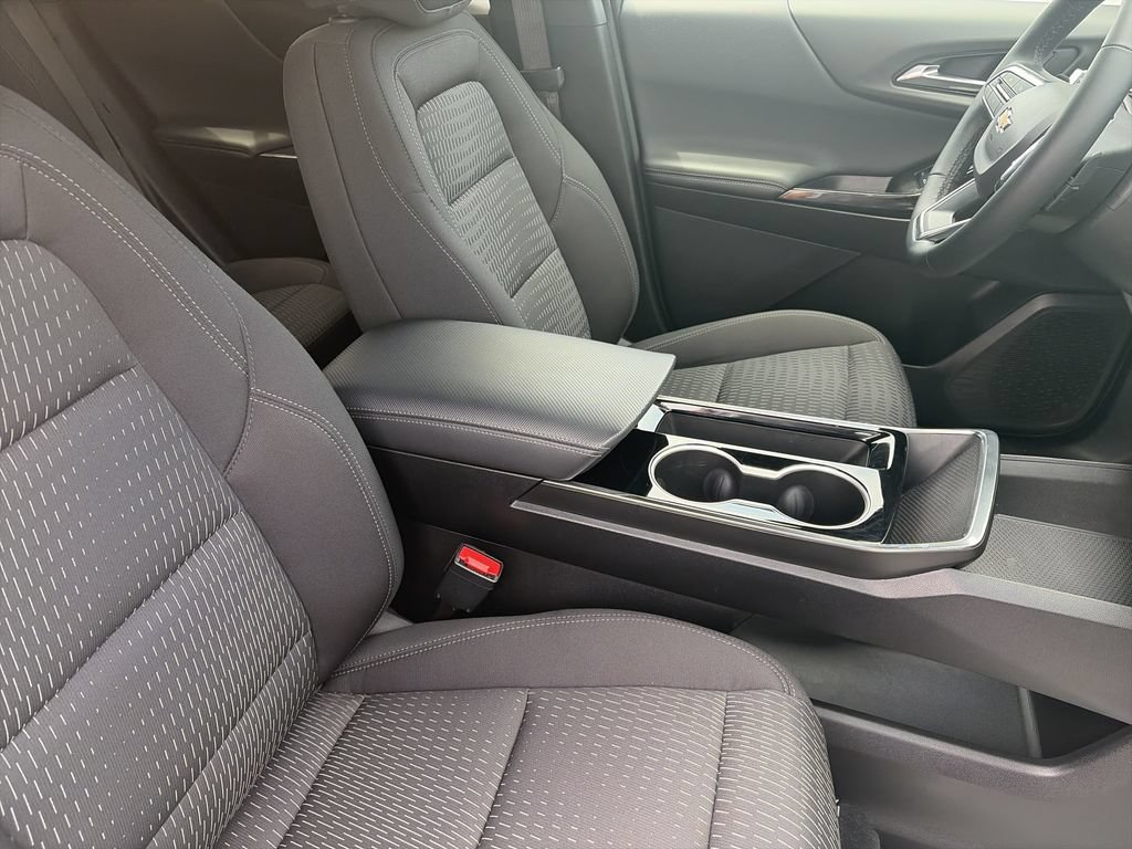 Used 2025 Chevrolet Equinox LT FWD image 31
