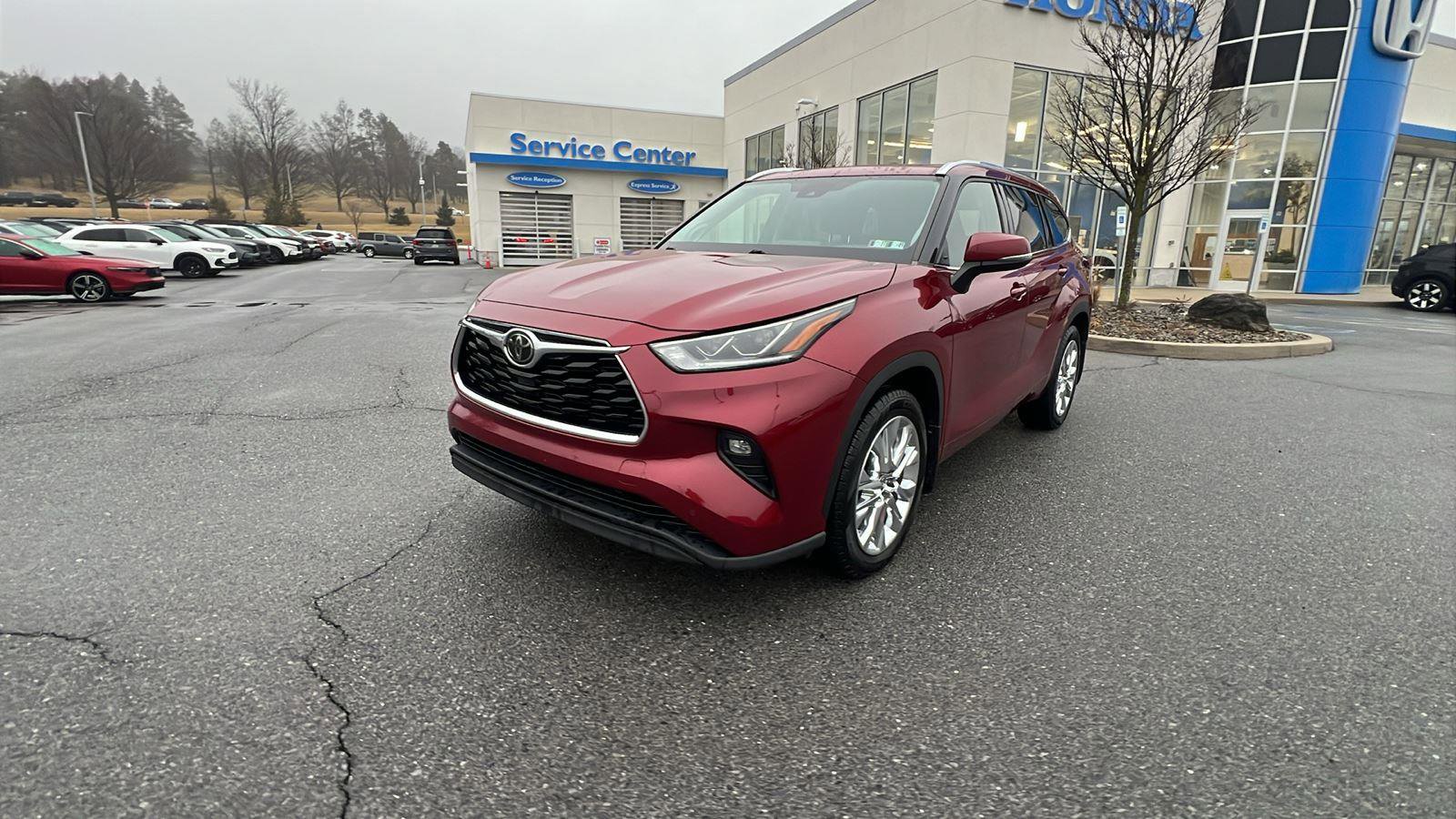 Used 2020 Toyota Highlander Limited image 8