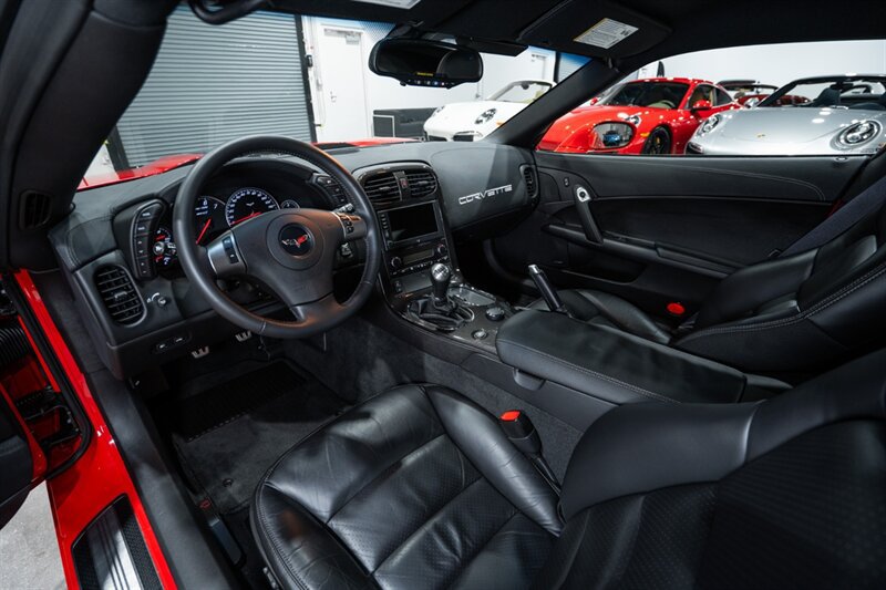 Used 2010 Chevrolet Corvette ZR1 w/ Preferred Equipment Group RWD image 18