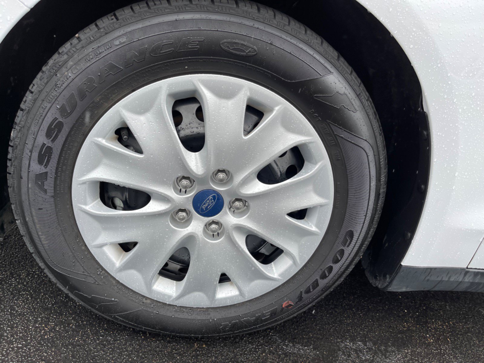Used 2020 Ford Fusion S FWD image 8