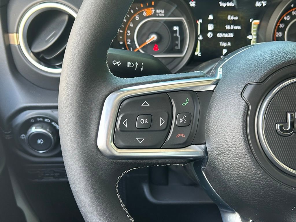 New 2025 Jeep Wrangler Sahara image 38