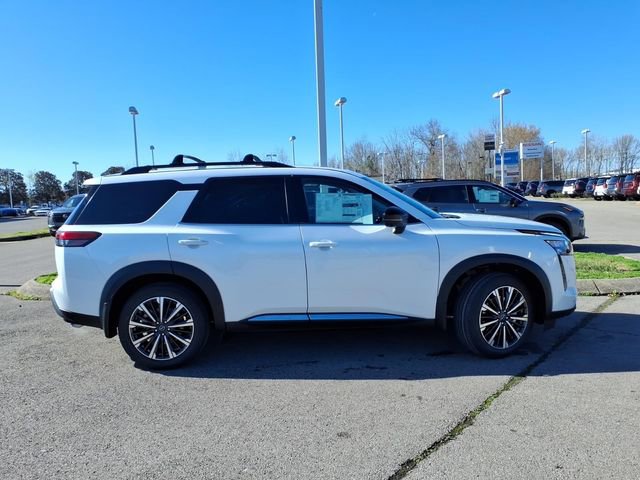 New 2026 Nissan Pathfinder Platinum image 2