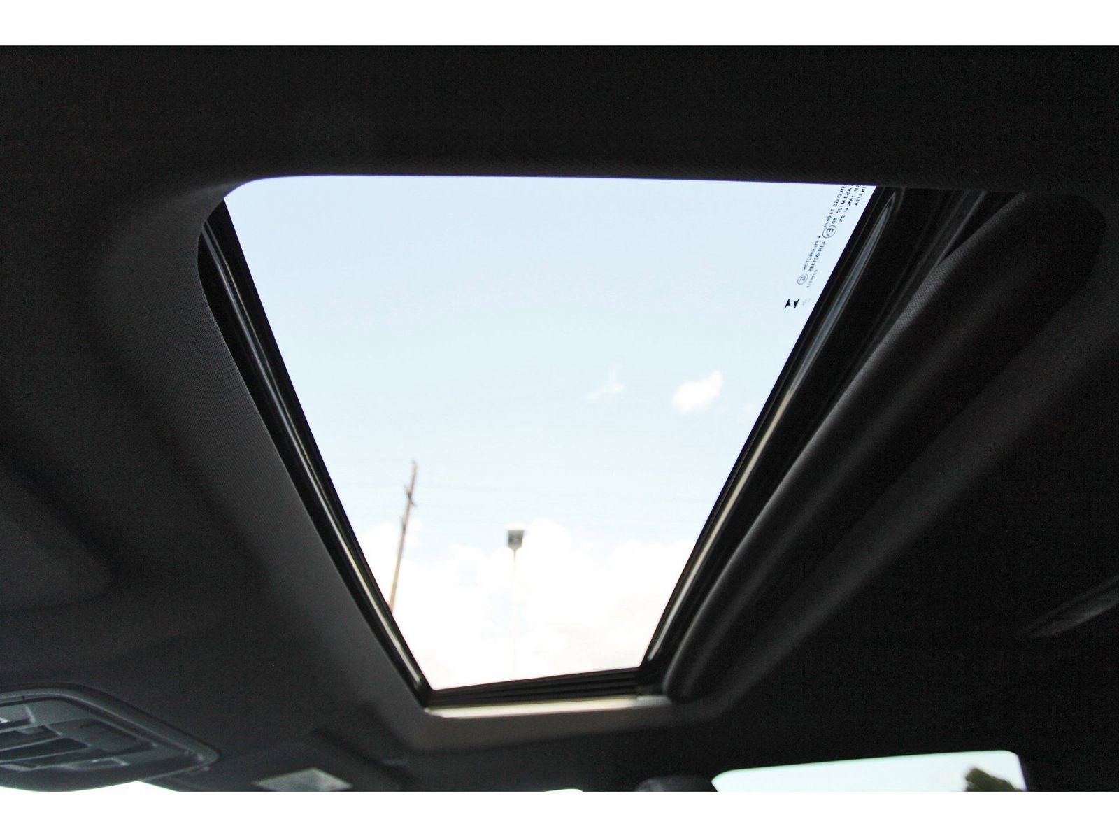 Used 2025 GMC Sierra 2500 AT4 w/ AT4 Premium Plus Package image 24