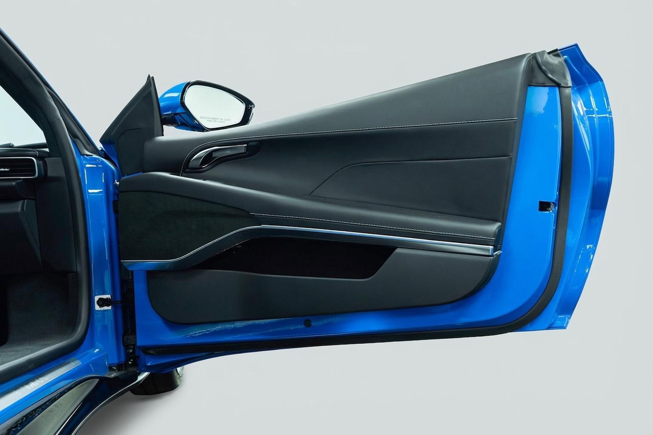 New 2025 Lotus Emira image 14