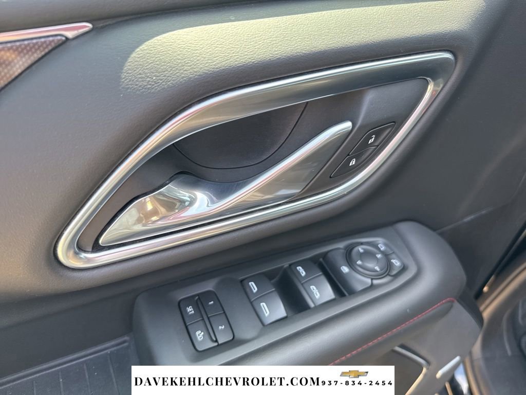 Used 2021 Chevrolet Suburban RST image 9