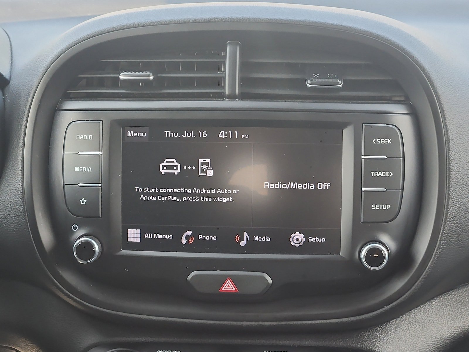 Used 2022 Kia Soul LX w/ Technology Package FWD image 17