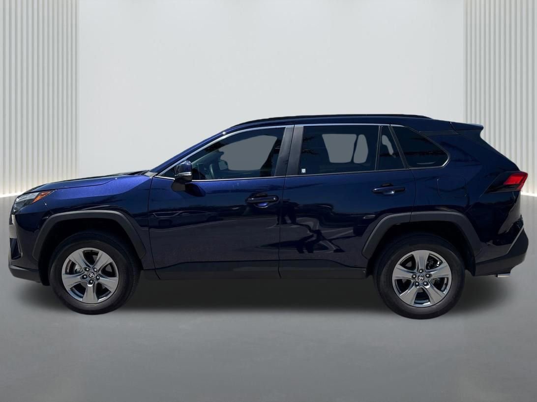 Used 2025 Toyota RAV4 XLE w/ Convenience Package FWD image 8