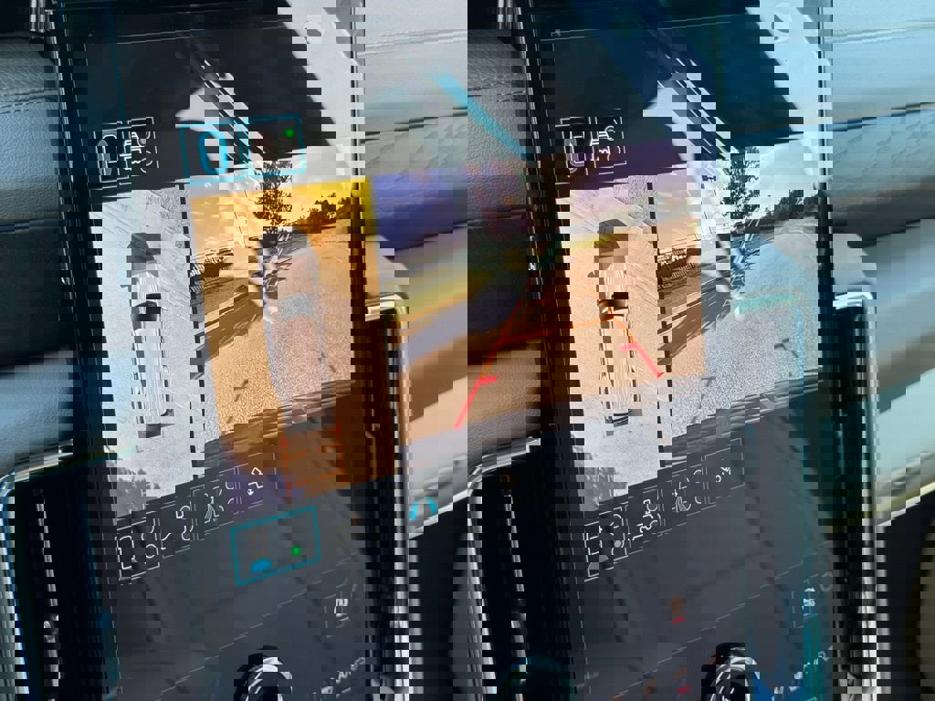 New 2026 GMC Yukon XL Denali w/ Advanced Technology Package image 33