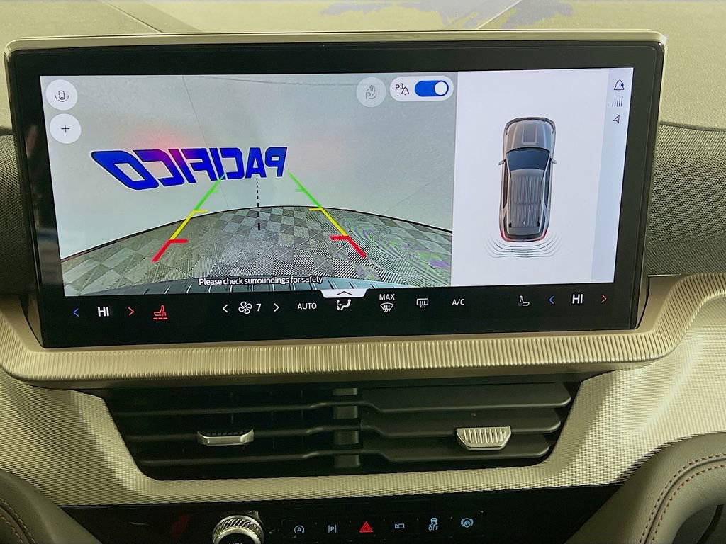 Used 2025 Ford Explorer Active image 20