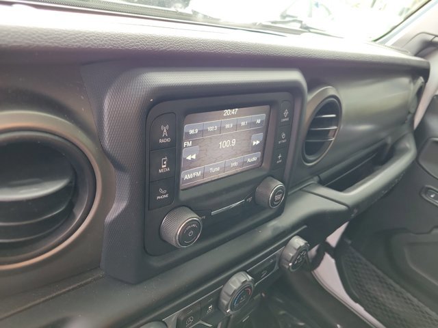 Used 2019 Jeep Wrangler Sport image 23