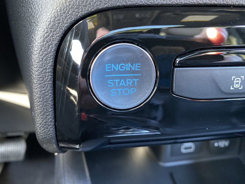 New 2026 Ford Escape ST-Line w/ Tech Pack #1 image 33