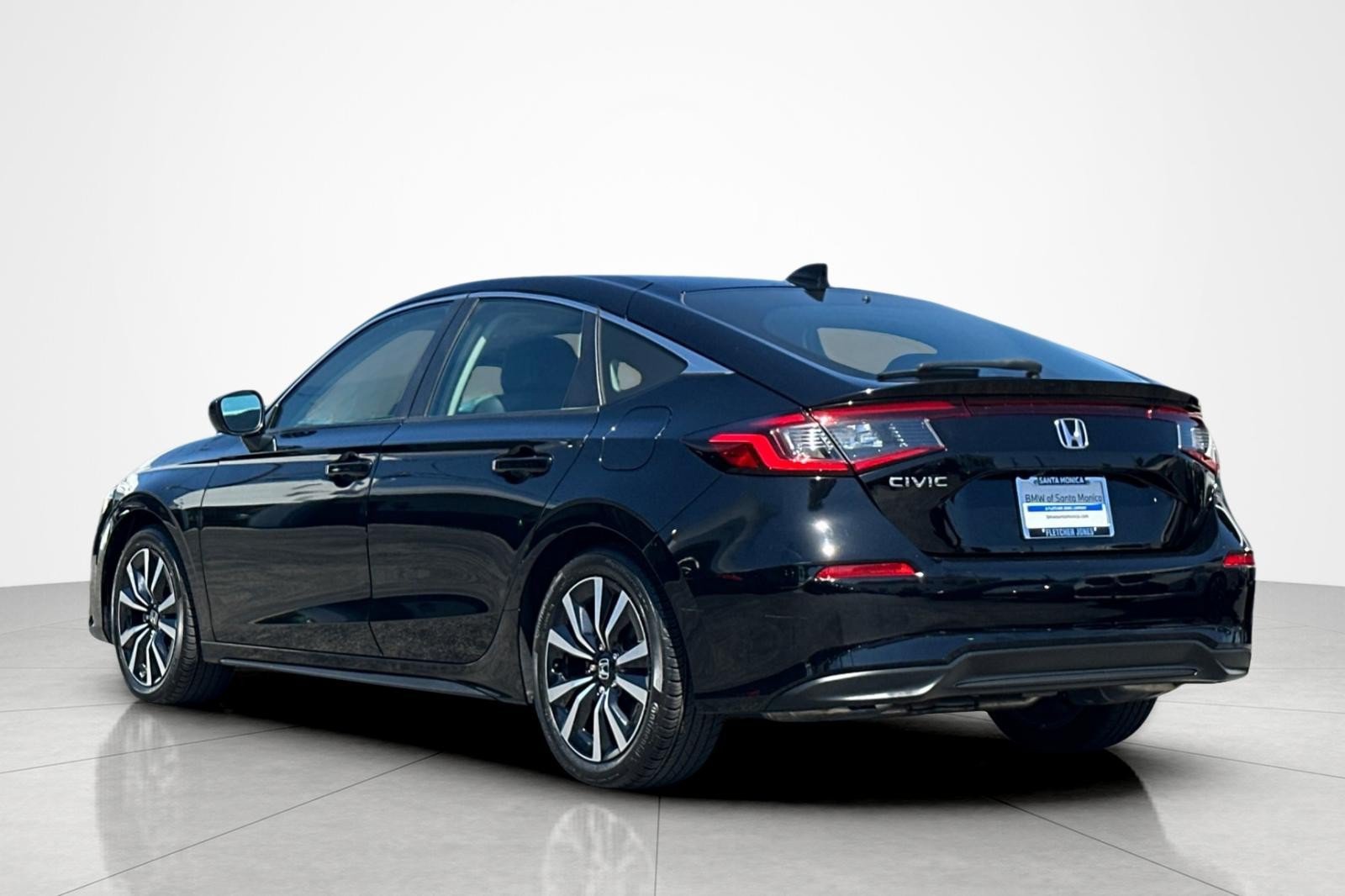 Used 2022 Honda Civic EX-L image 3