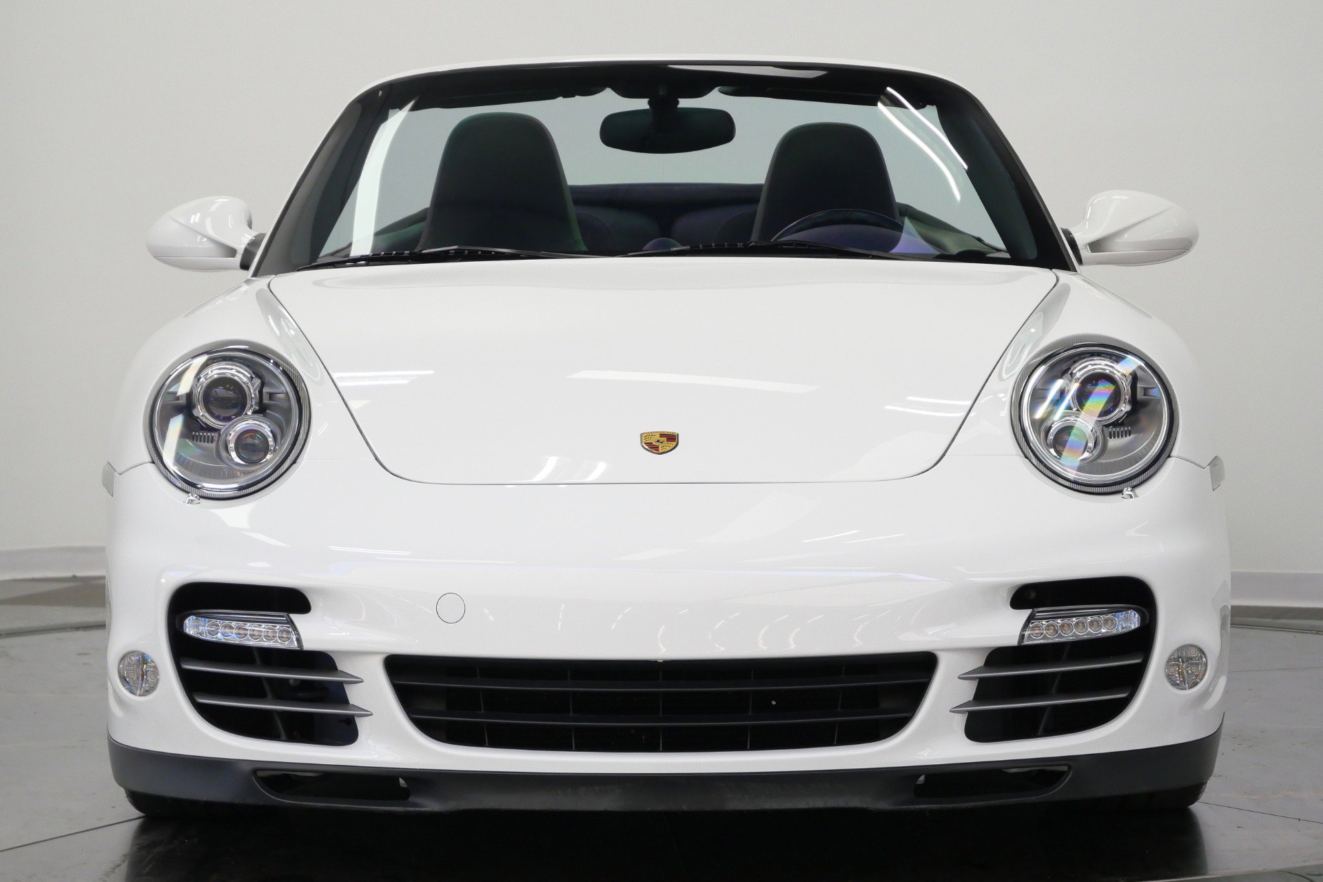 Used 2012 Porsche 911 Turbo S AWD/4WD image 4