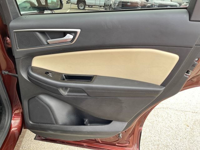 Used 2016 Ford Edge SEL w/ Equipment Group 201A AWD/4WD image 33