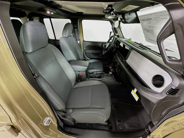 New 2025 Jeep Gladiator Sport image 29