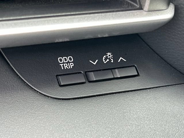Used 2022 Toyota Highlander Bronze Edition AWD/4WD image 25