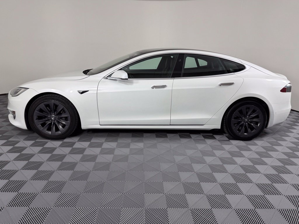 Used 2019 Tesla Model S 100D AWD/4WD image 2