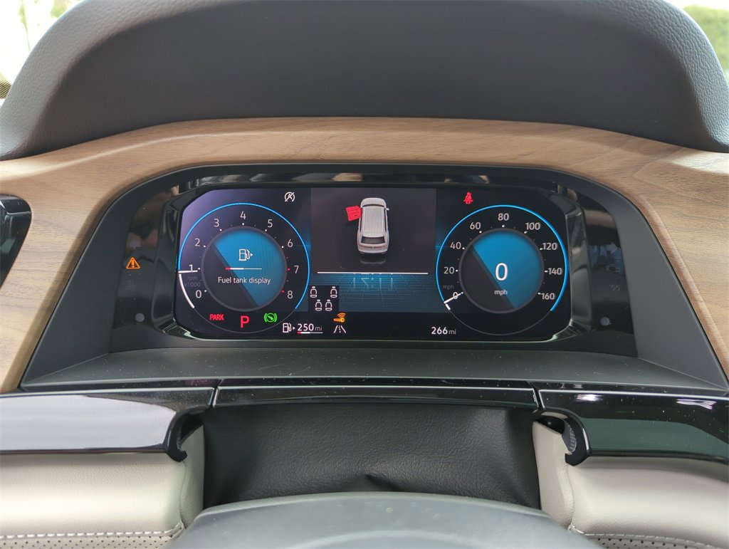 New 2025 Volkswagen Atlas SE image 43