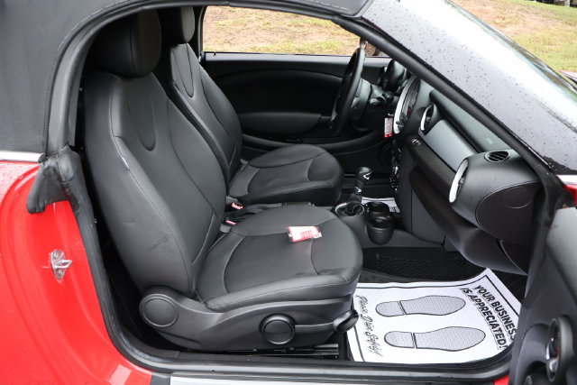 Used 2014 MINI Cooper Roadster FWD image 17