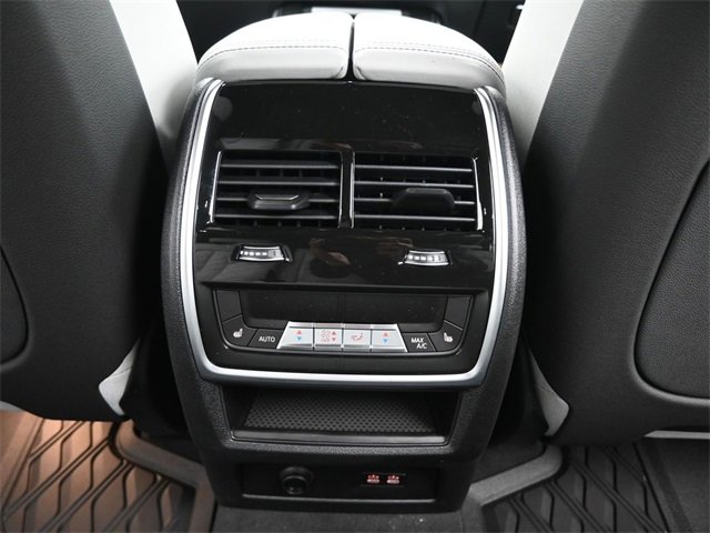 New 2026 BMW X5 sDrive40i w/ Climate Comfort Package image 24
