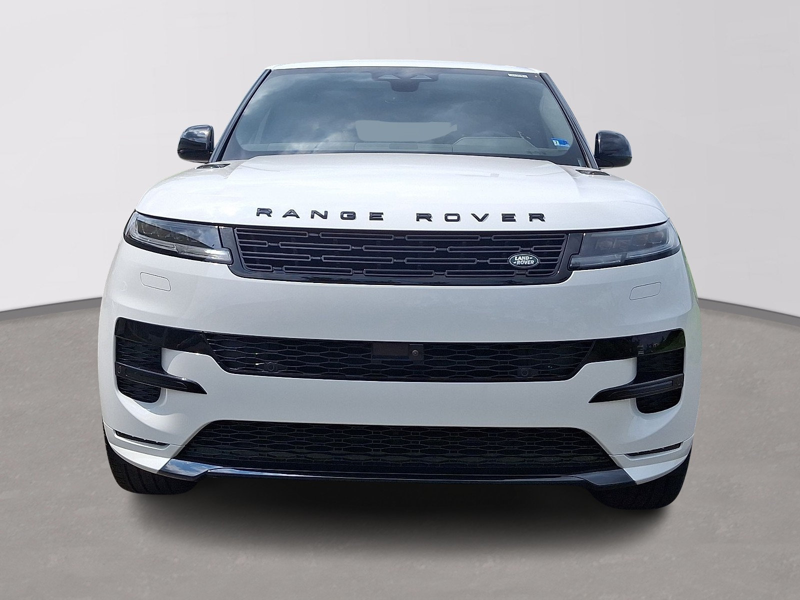 New 2026 Land Rover Range Rover Sport Dynamic SE AWD/4WD image 3