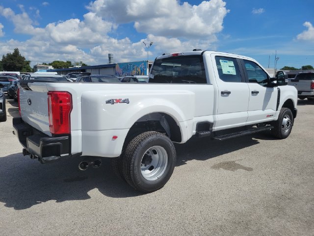 New 2027 Ford F350 XL AWD/4WD image 4