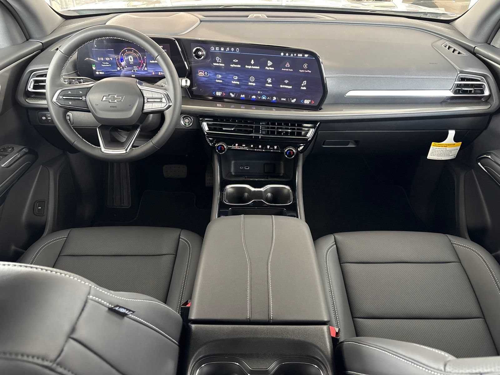 New 2027 Chevrolet Traverse LT w/ Midnight/Sport Edition FWD image 24