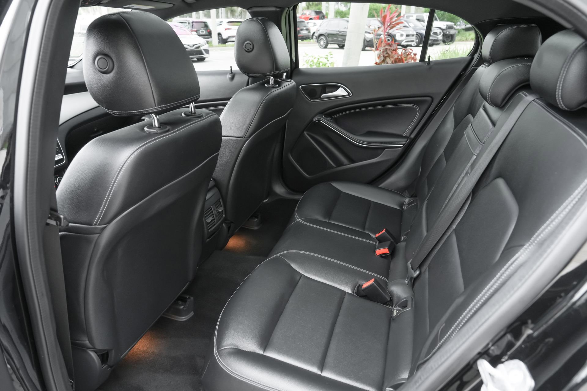 Used 2020 Mercedes-Benz GLA 250 4MATIC image 34