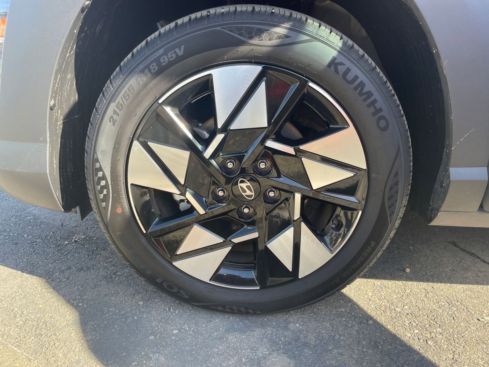 Used 2025 Hyundai Kona SEL image 30