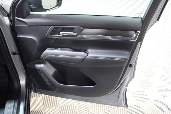 Used 2026 GMC Terrain Elevation w/ Technology Package II FWD image 22