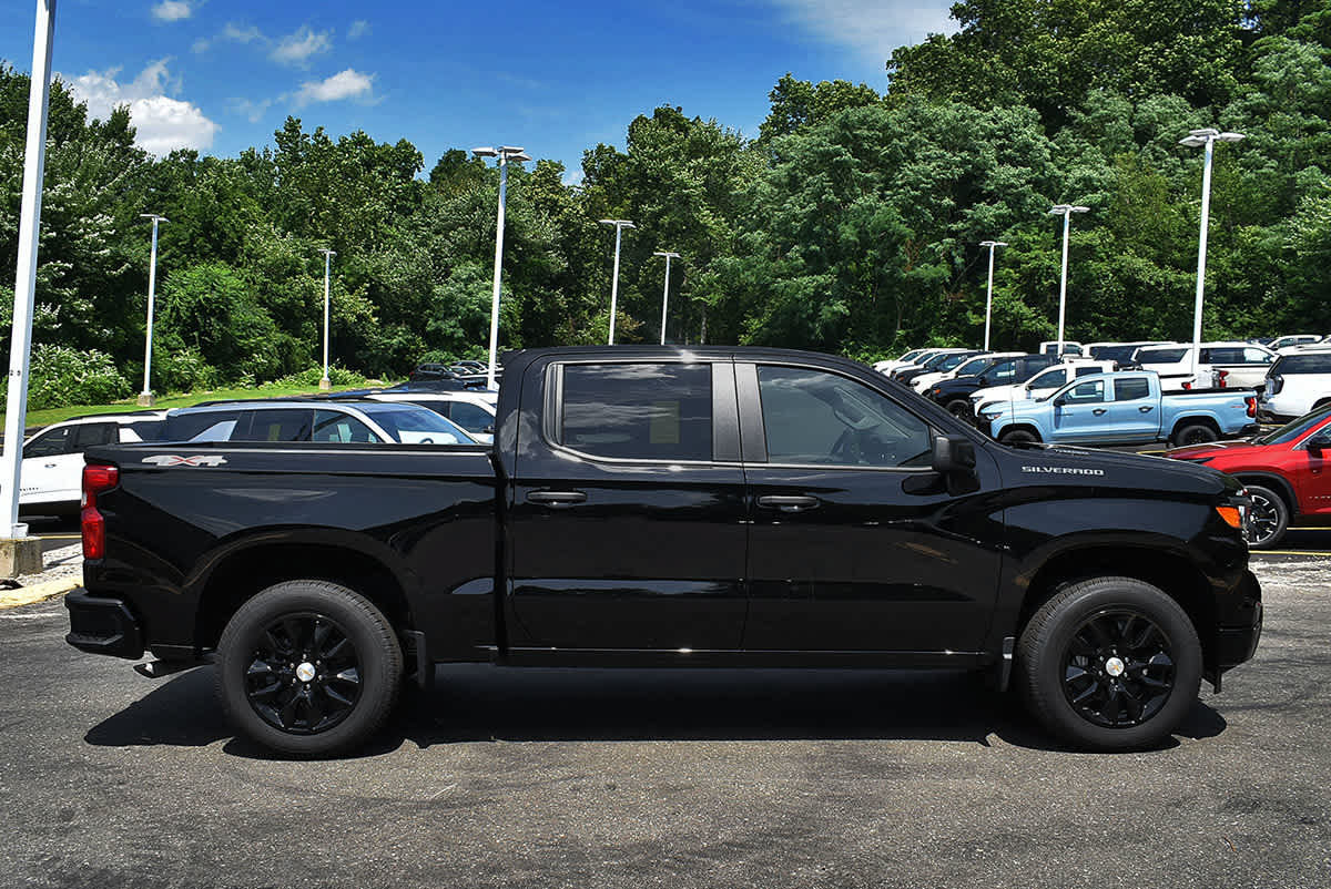 New 2026 Chevrolet Silverado 1500 Custom AWD/4WD image 6
