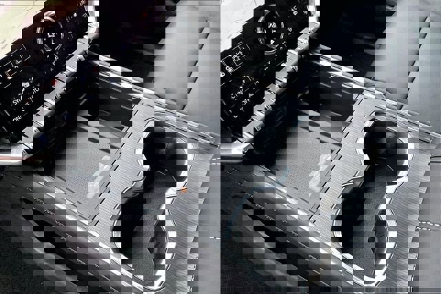 New 2026 GMC Acadia Elevation w/ Elevation Premium Package image 9