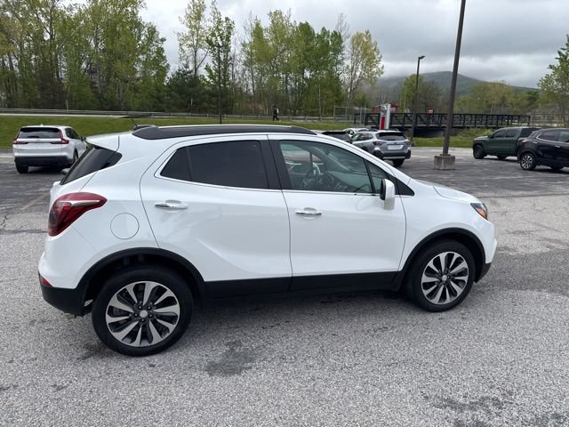 Used 2022 Buick Encore Preferred w/ Safety Package AWD/4WD image 18