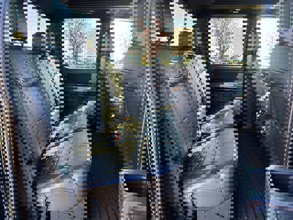 Used 2022 Ford F150 Platinum AWD/4WD image 38