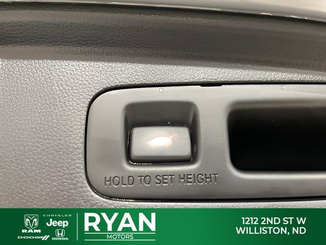 Used 2025 Honda CR-V Sport-L image 13