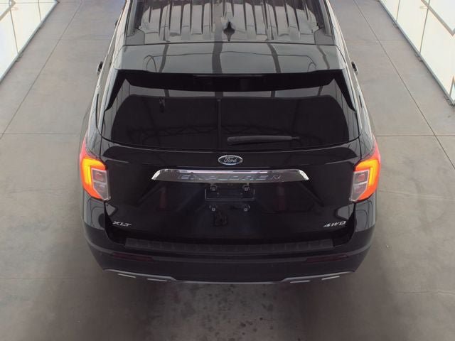 Used 2023 Ford Explorer XLT w/ Equipment Group 202A AWD/4WD image 7