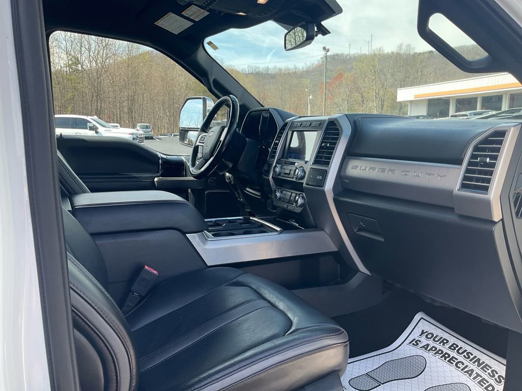 Used 2020 Ford F350 Platinum w/ FX4 Off-Road Package AWD/4WD image 12