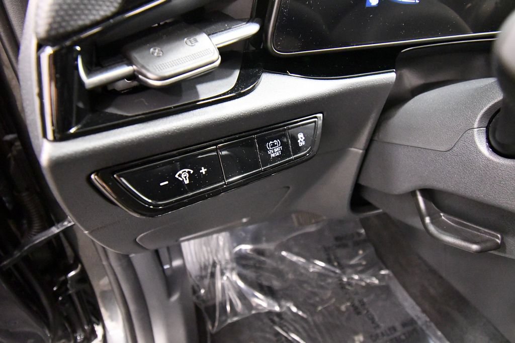 Certified 2025 Kia Niro EX FWD image 19