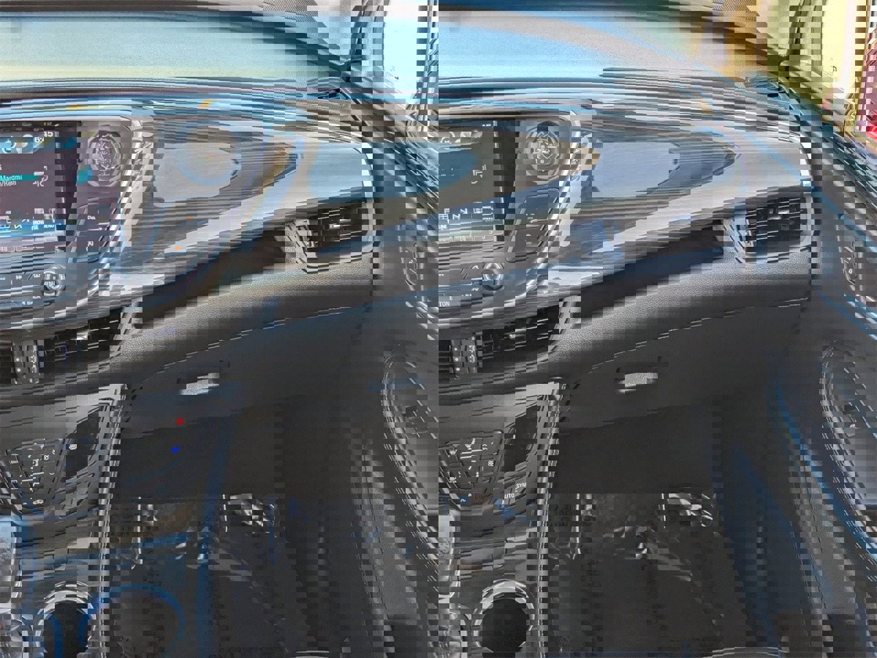 Used 2019 Buick Envision Essence image 15