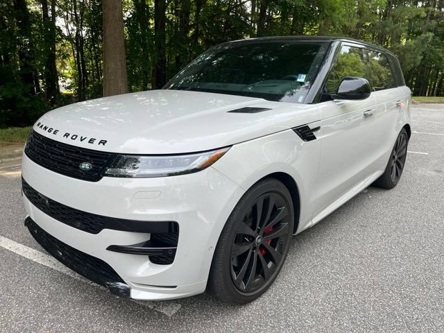 Used 2025 Land Rover Range Rover Sport Dynamic SE AWD/4WD image 1