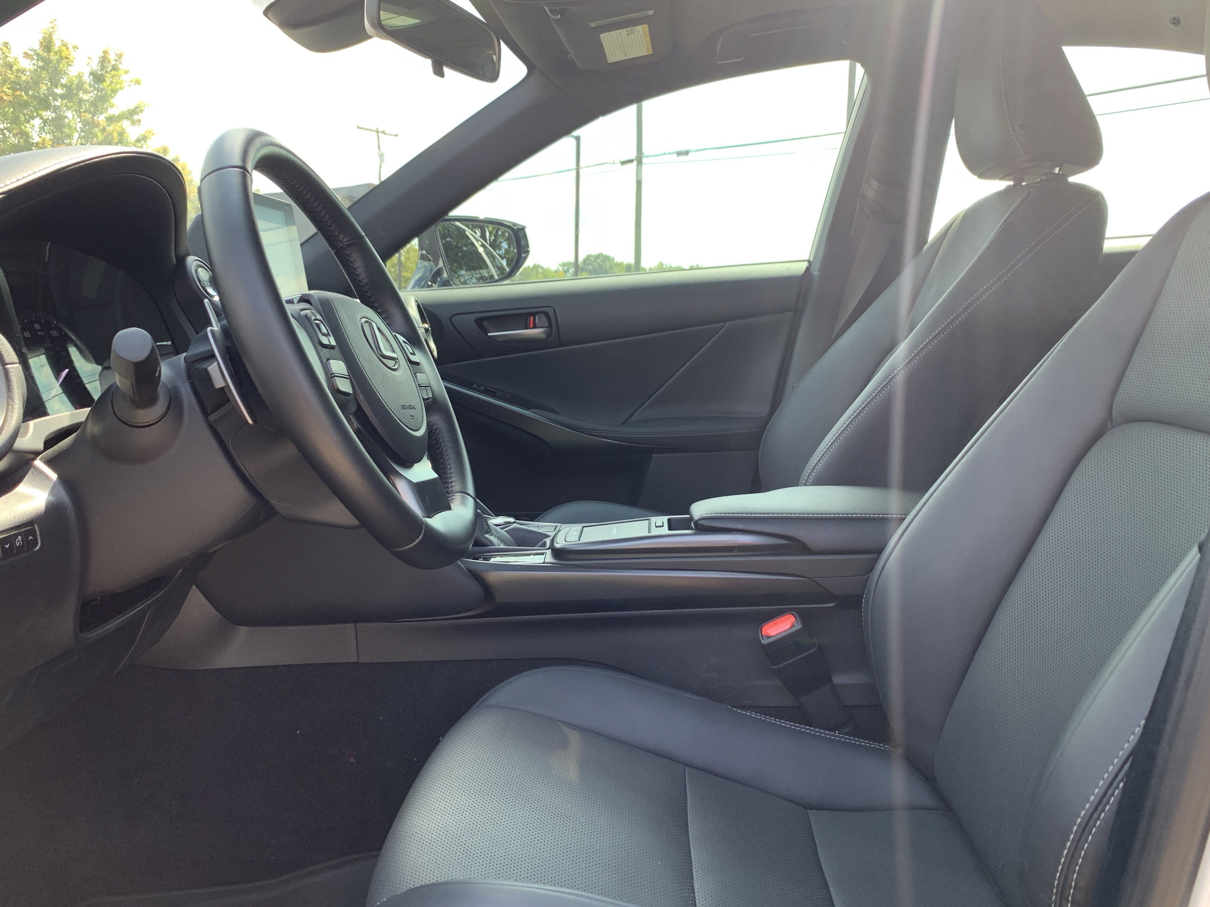 Used 2024 Lexus IS 350 F Sport RWD image 16