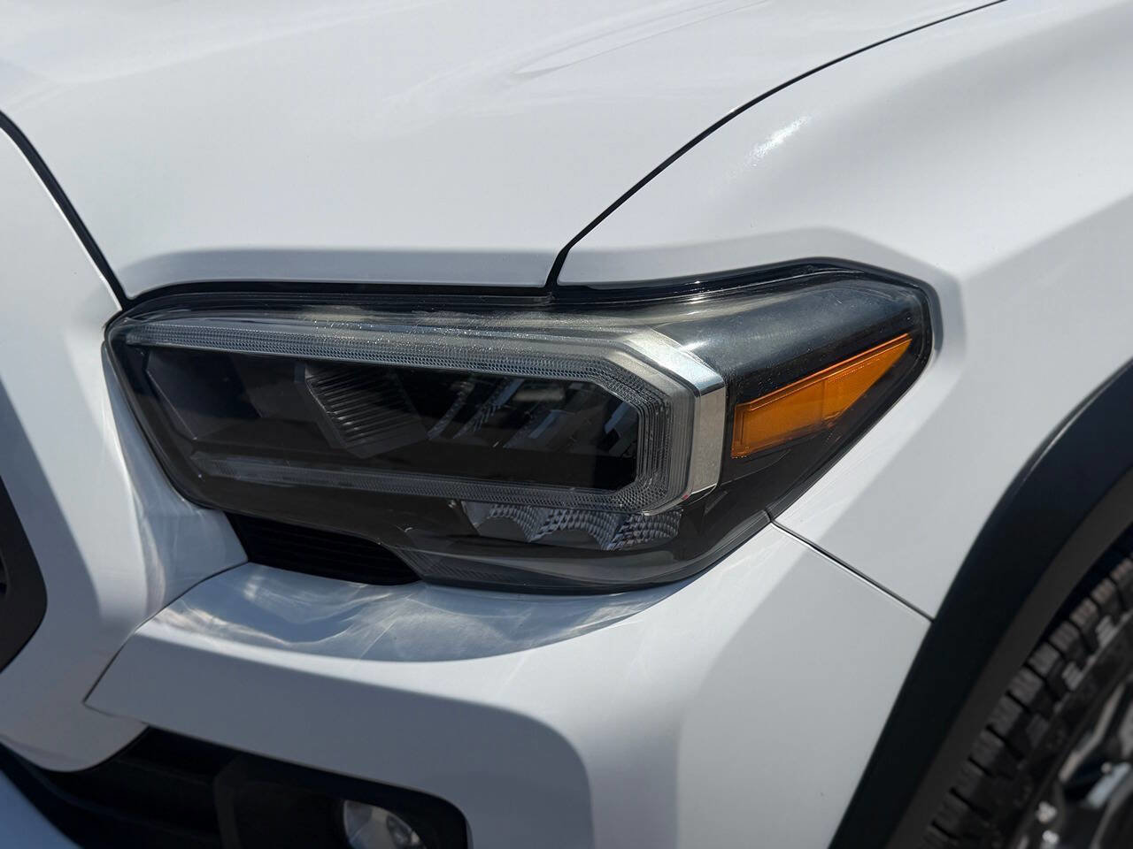 Used 2020 Toyota Tacoma TRD Off-Road w/ Technology Package AWD/4WD image 74