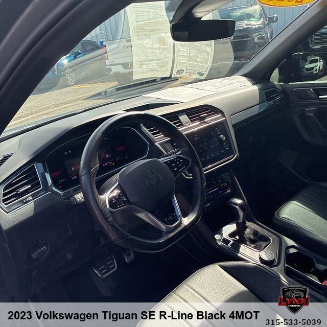 Used 2023 Volkswagen Tiguan SE R-Line image 9