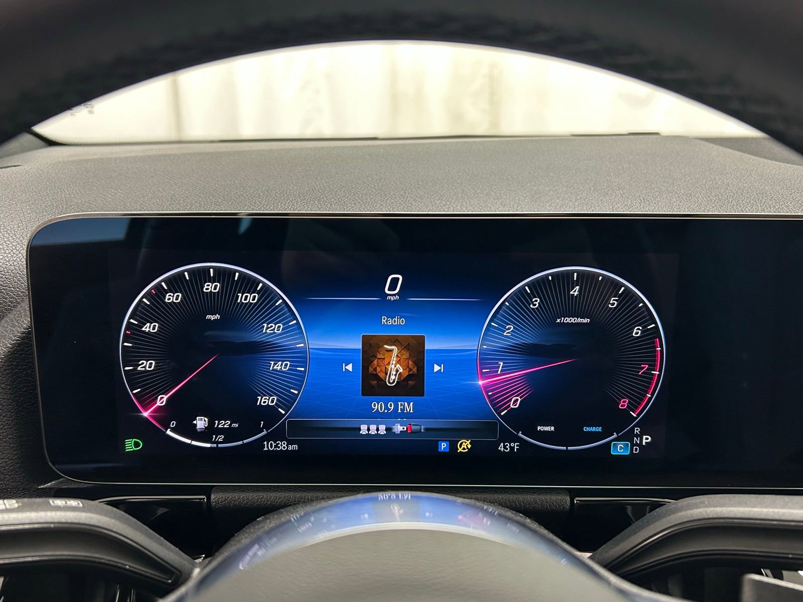 Used 2025 Mercedes-Benz GLA 250 4MATIC image 16