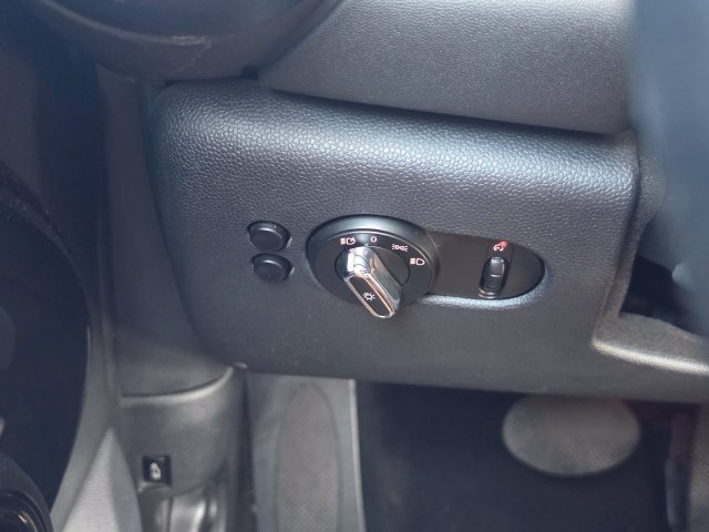Used 2019 MINI Cooper S FWD image 25