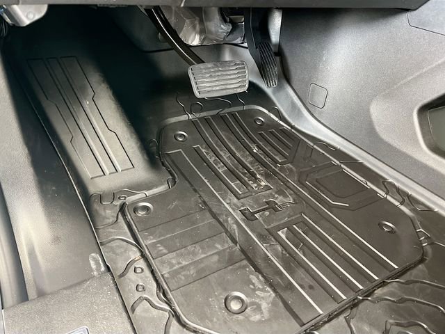 New 2026 GMC Hummer EV SUV image 14