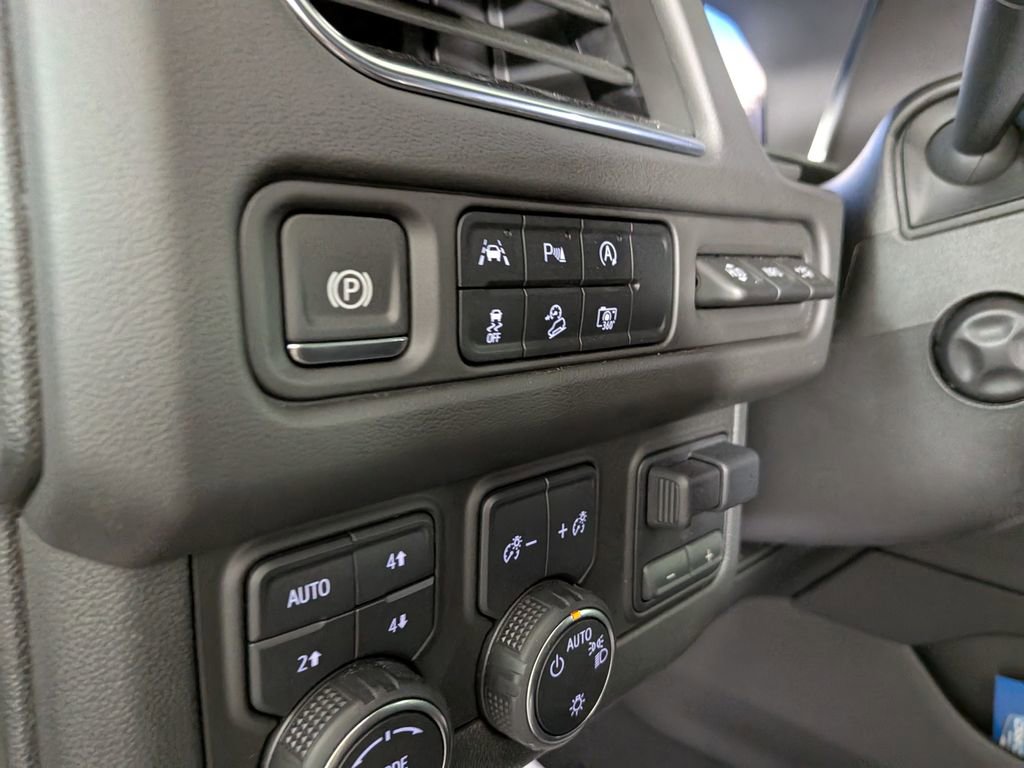 Certified 2024 Chevrolet Tahoe High Country w/ Premium Package image 19