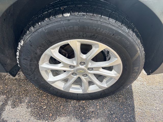 Used 2020 Chevrolet Equinox LS w/ LS Convenience Package image 7