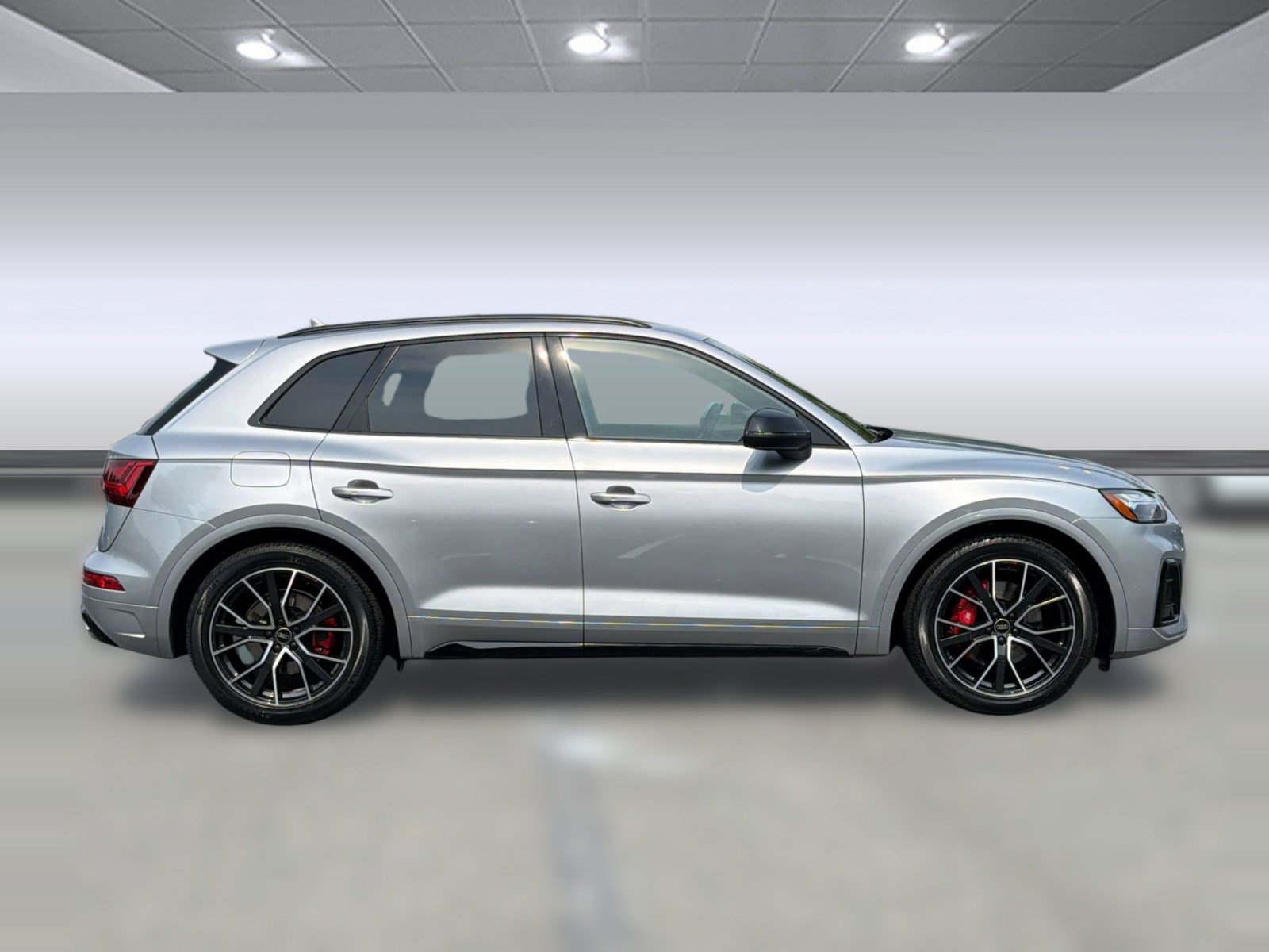 Used 2023 Audi SQ5 Premium Plus w/ Premium Plus Package AWD/4WD image 8